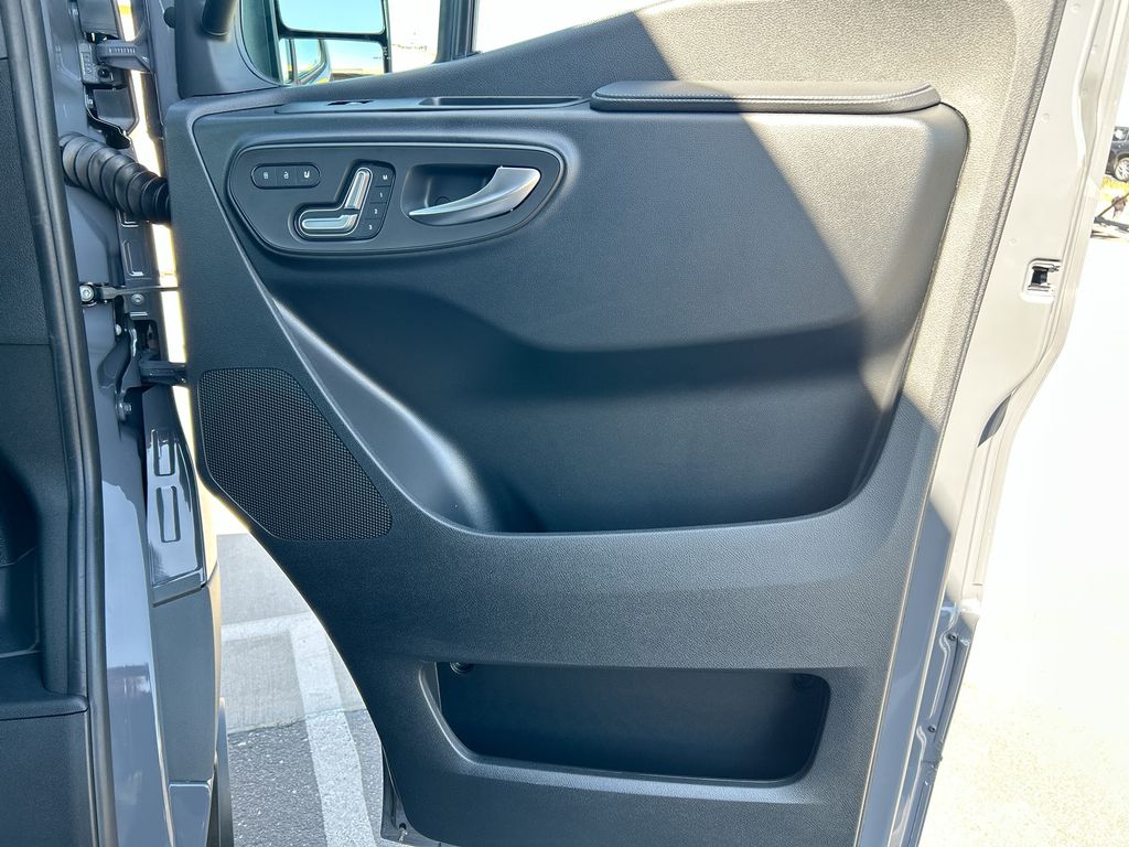 Thumbnail: 2026 Mercedes-Benz Sprinter - 23