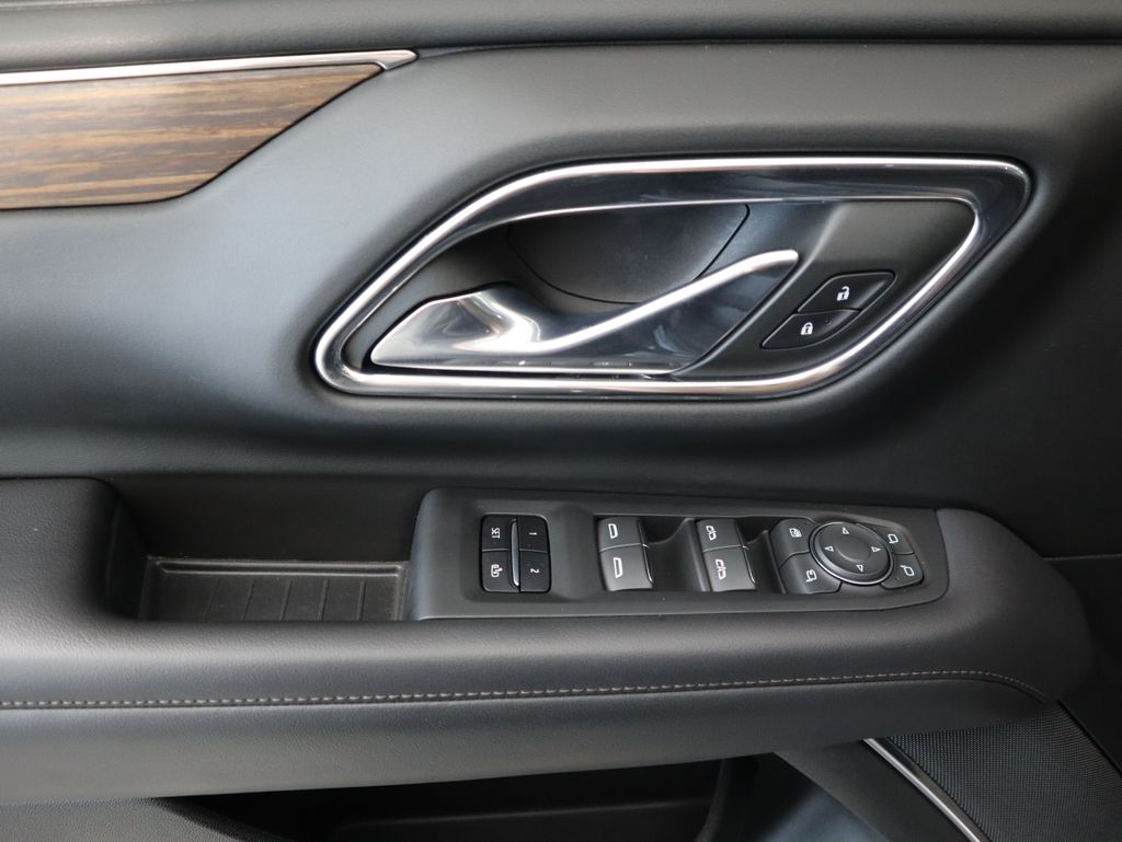 Thumbnail: 2023 Chevrolet Tahoe - 25