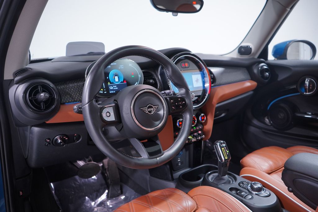 Thumbnail: 2023 MINI Cooper - 6