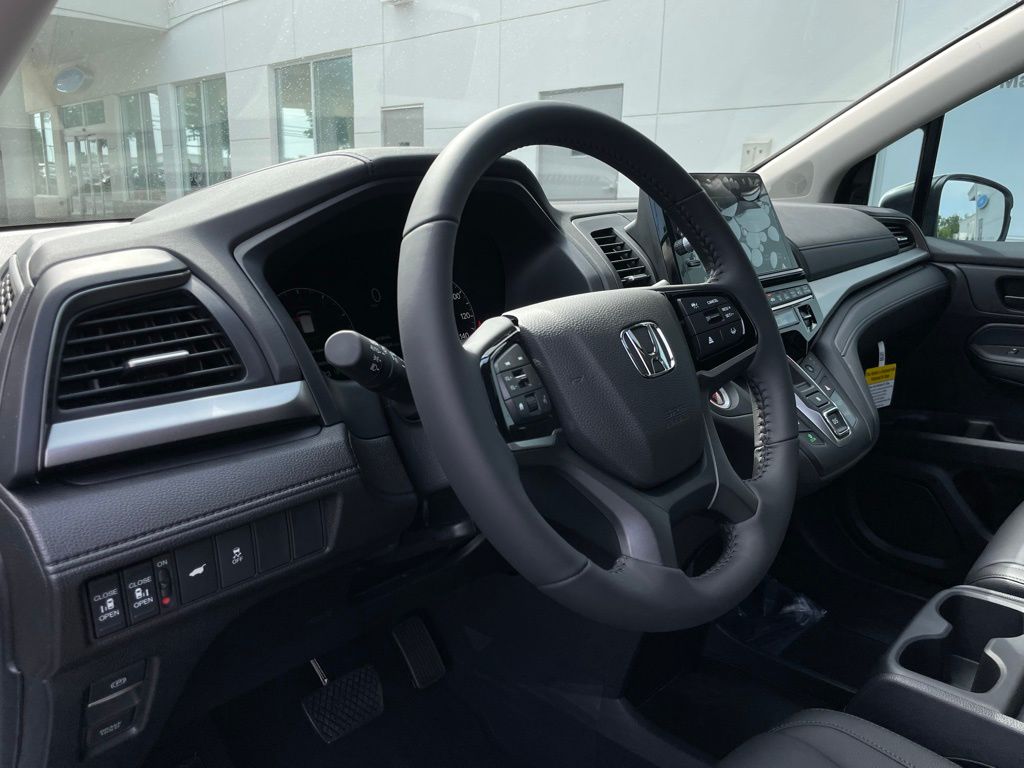 Thumbnail: 2025 Honda Odyssey - 28