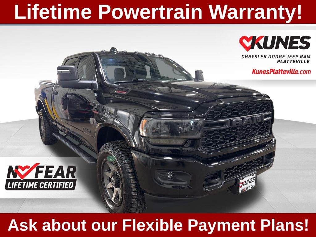 2022 RAM 2500 Tradesman Crew Cab 4WD