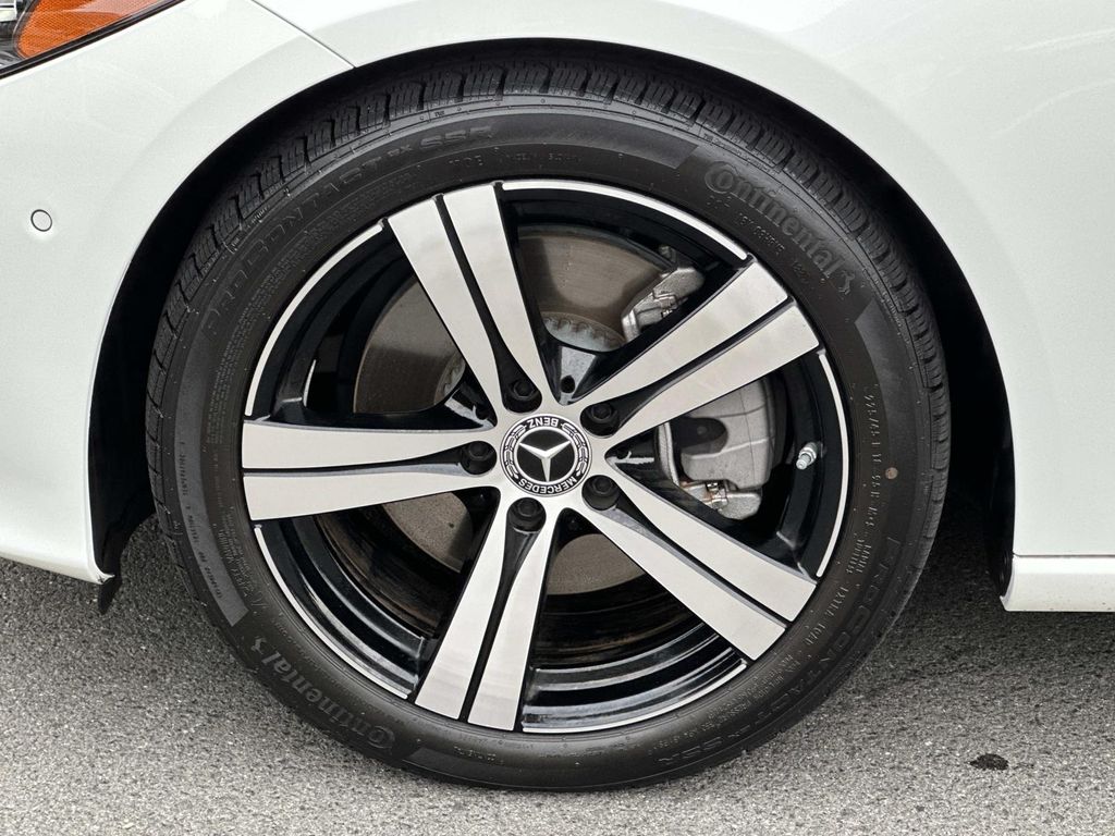 Thumbnail: 2026 Mercedes-Benz C-Class - 9