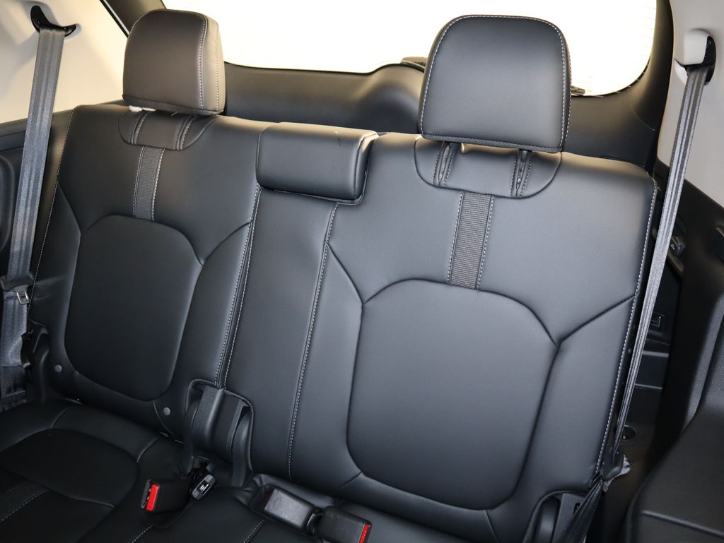 Thumbnail: 2025 Honda Pilot - 23