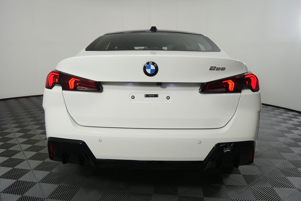 Thumbnail: 2026 BMW 2 Series - 4