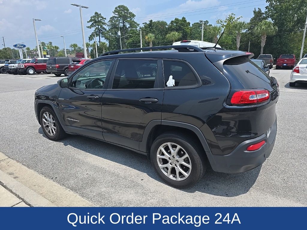 2016 Jeep Cherokee Sport
