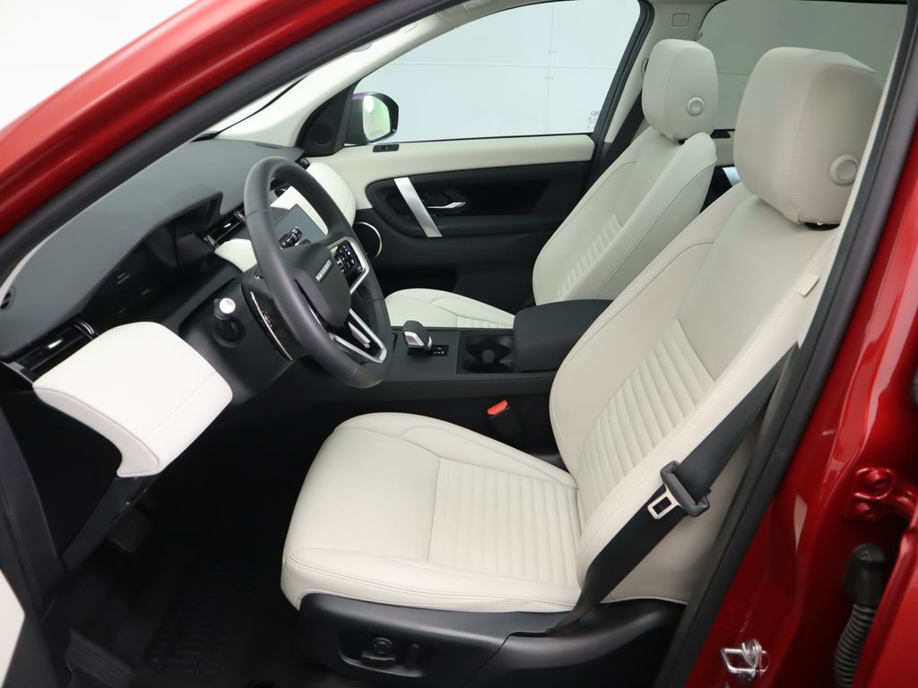 2024 Land Rover Discovery Sport S 19