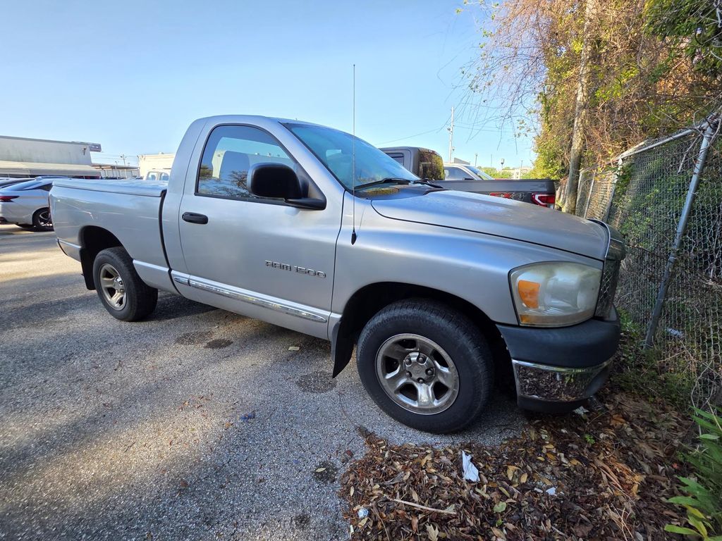 2006 Dodge RAM 1500 ST RWD