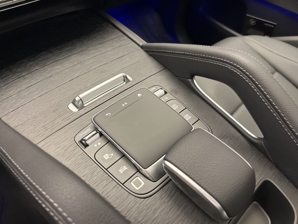 Thumbnail: 2026 Mercedes-Benz GLE - 20