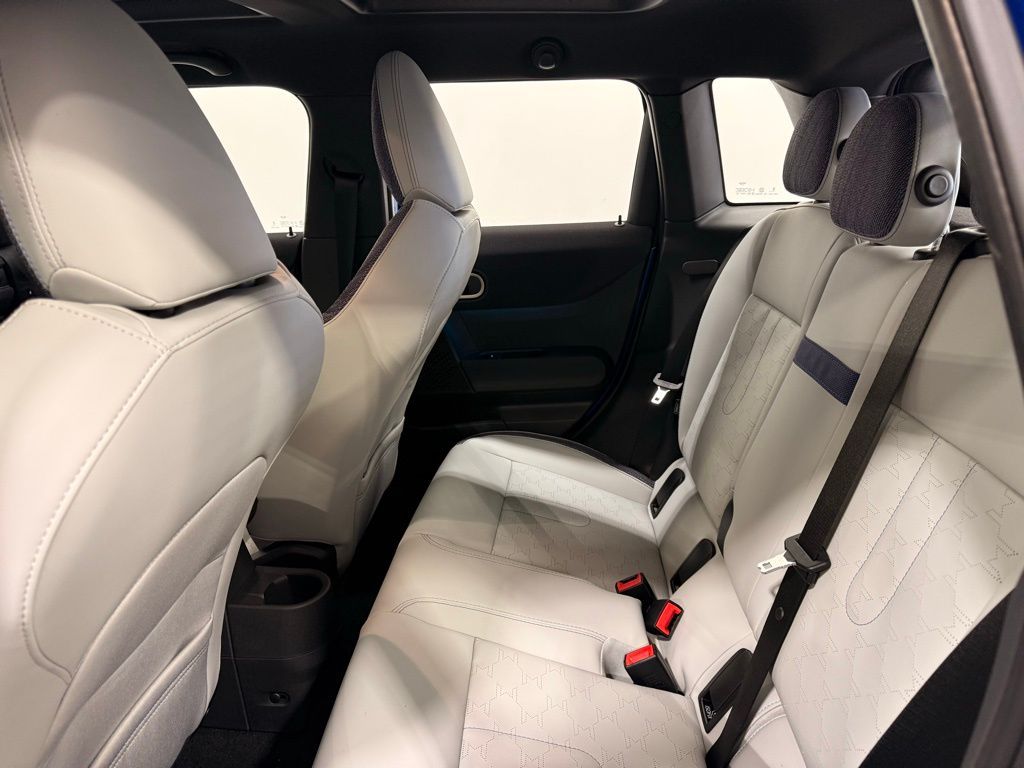 Thumbnail: 2026 MINI Cooper - 21