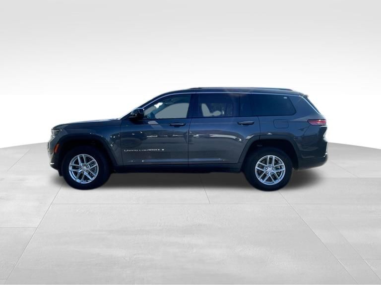 2023 Baltic Gray Metallic Clearcoat Jeep Grand Cherokee L Laredo 4X4 SUV