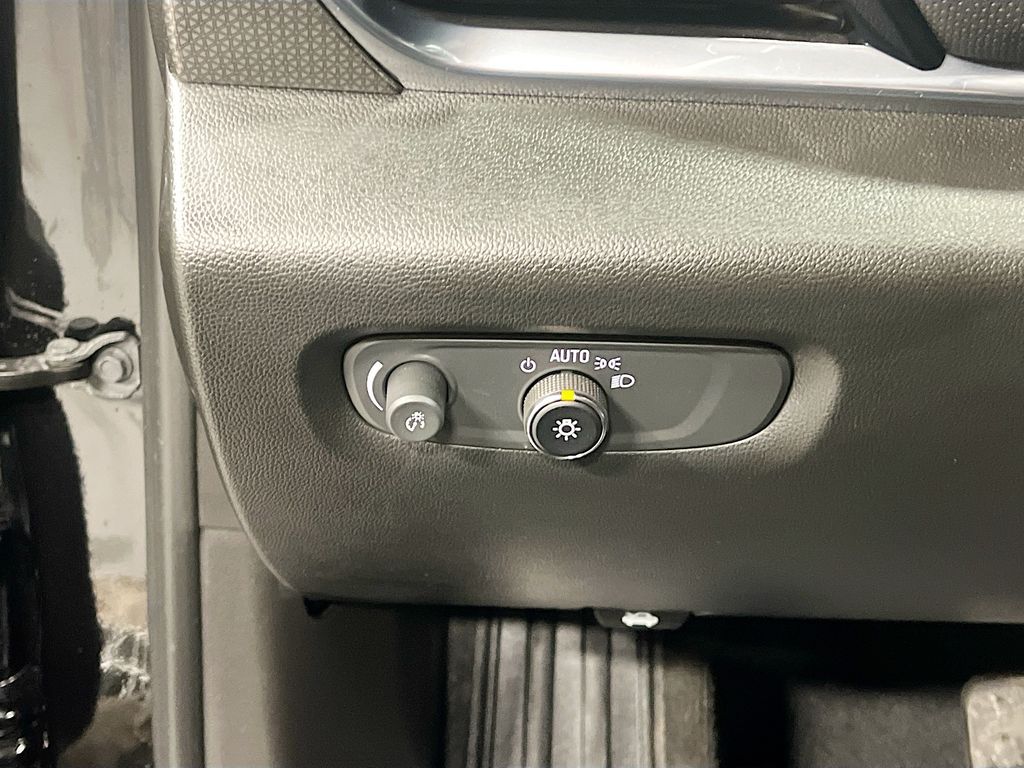 Used 2023 Mosaic Black Metallic Chevrolet Premier image 10