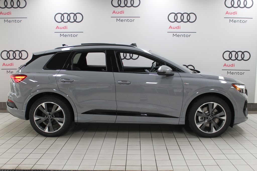 2024 Audi Q4 e-tron  7