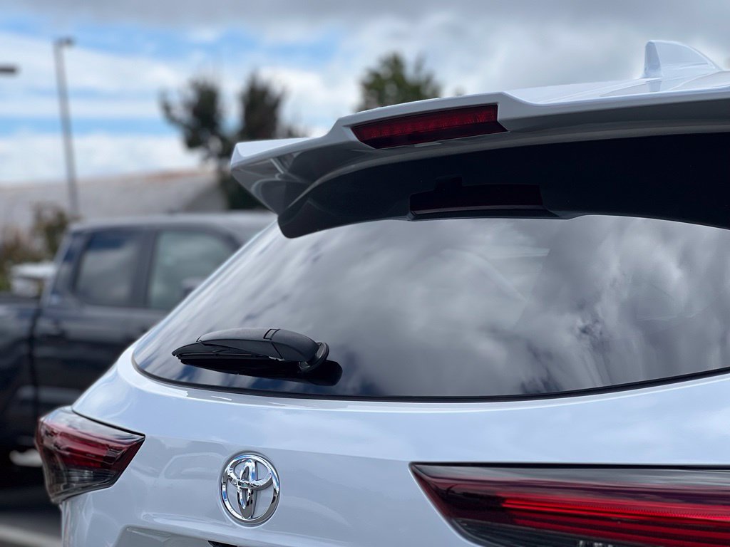 Used 2026 Toyota Highlander Hybrid SUV