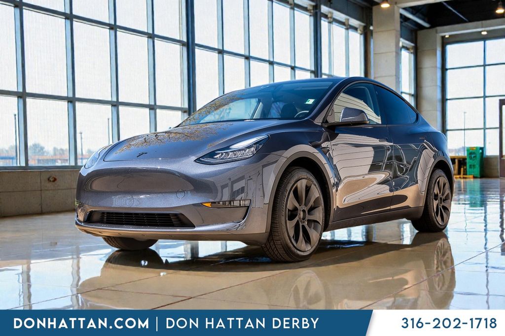 Silver 2023 Tesla Model Y Performance AWD SUV / Crossover All-Wheel Drive 1-Speed Automatic