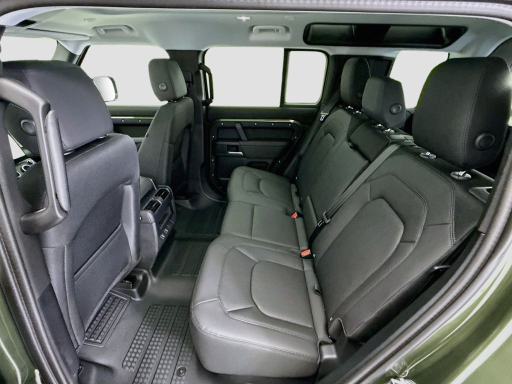 Thumbnail: 2026 Land Rover Defender - 21