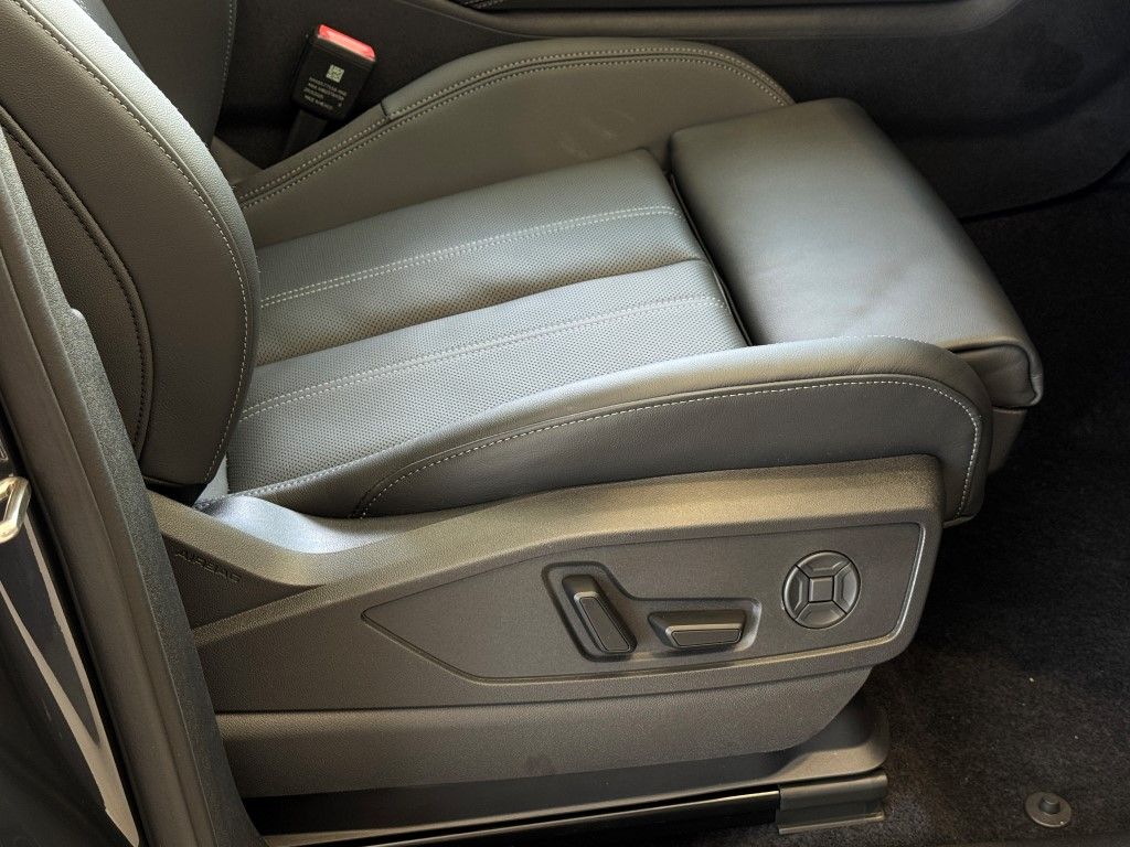 2025 Audi Q5 Premium 8