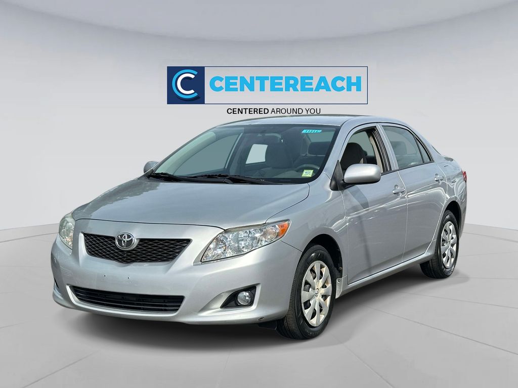 Classic Silver Metallic 2009 Toyota Corolla Sedan Front-Wheel Drive 4-Speed Automatic
