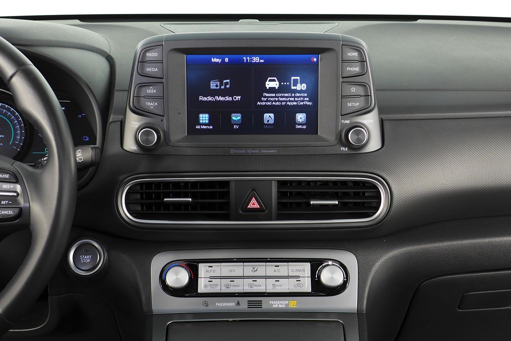 2021 Hyundai Kona Limited 25
