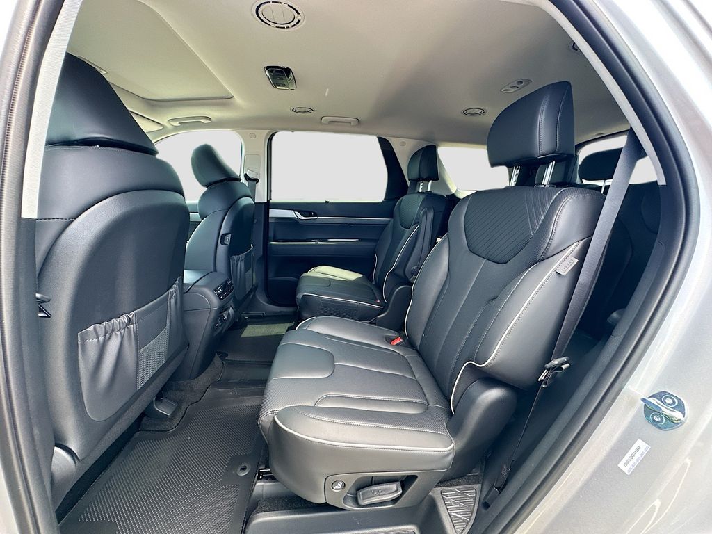 2025 Hyundai Palisade SEL 17