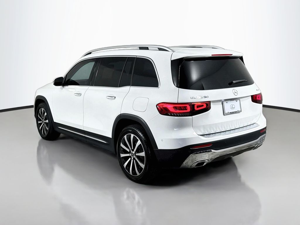 Thumbnail: 2023 Mercedes-Benz GLB - 7