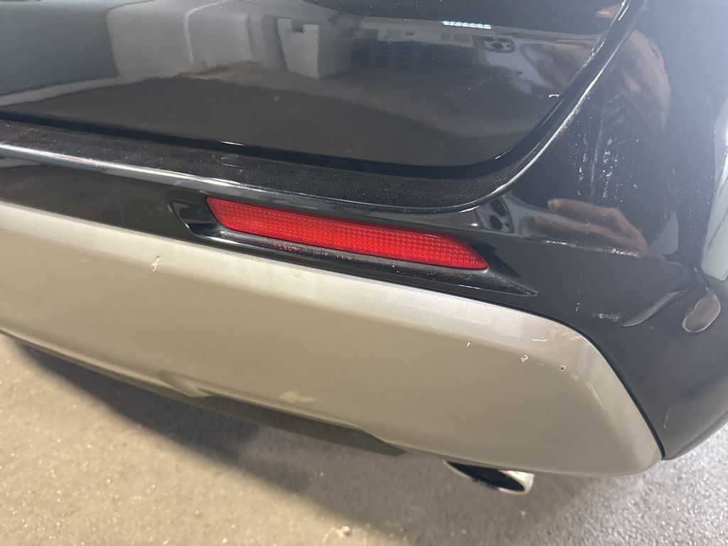 Thumbnail: 2023 Toyota RAV4 - 20