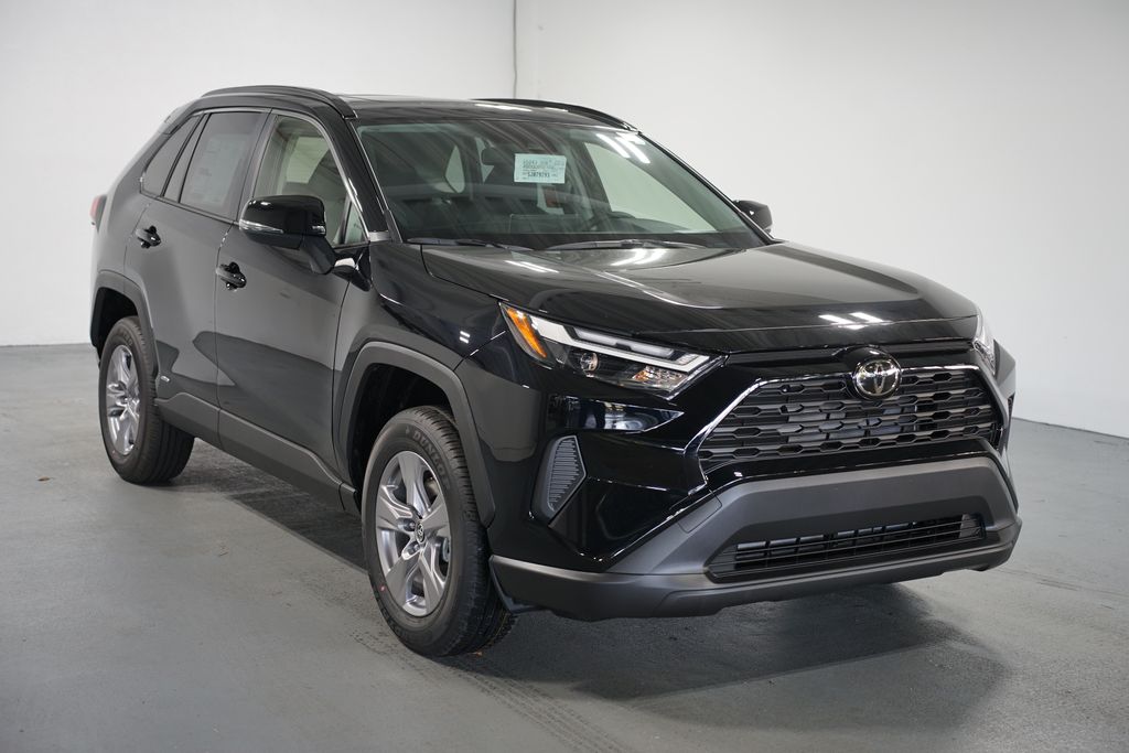 Thumbnail: 2025 Toyota RAV4 - 3