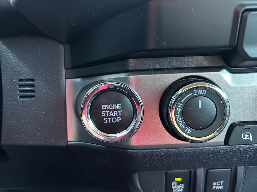 Thumbnail: 2023 Toyota Tacoma - 28