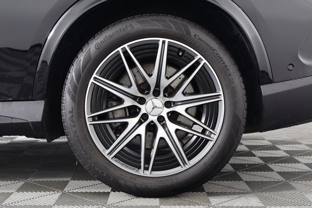 Thumbnail: 2025 Mercedes-Benz GLC - 16