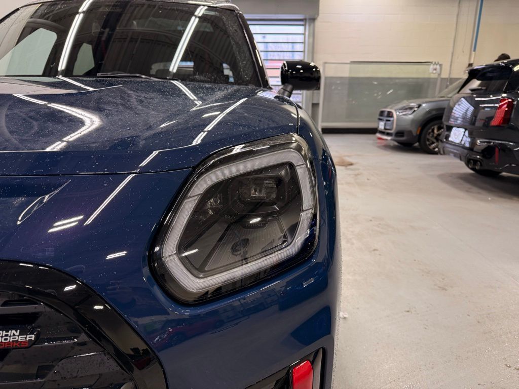 Thumbnail: 2026 MINI Cooper Countryman - 9