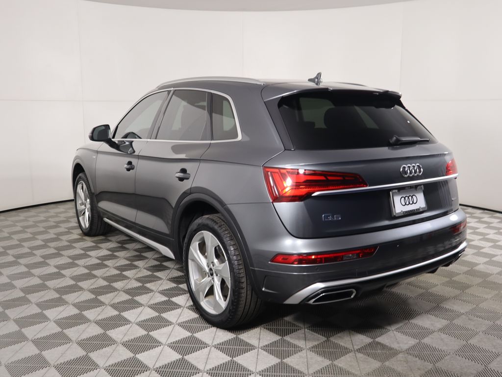 Thumbnail: 2022 Audi Q5 - 7