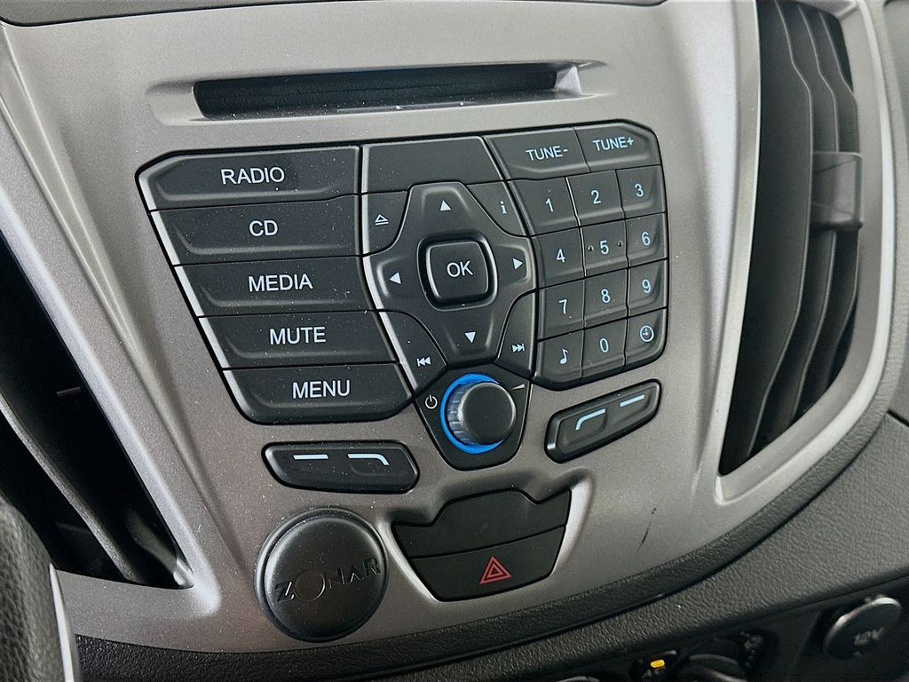 Used 2015 White Ford XLT image 19