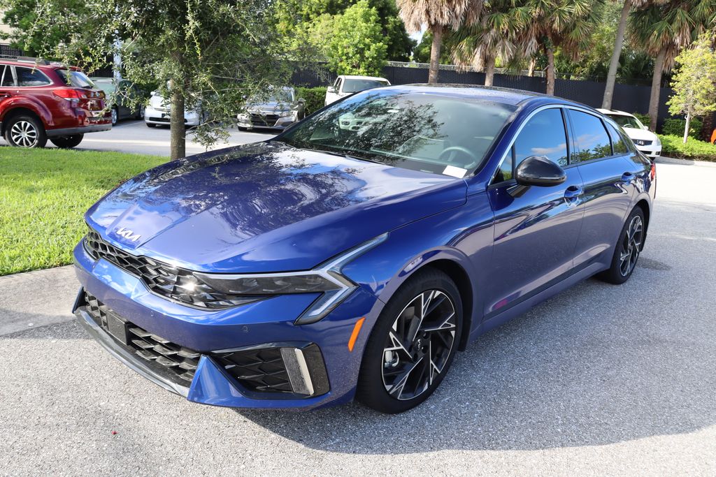 Thumbnail: 2025 Kia K5 - 1