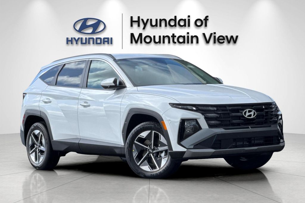 2026 Hyundai Tucson Hybrid SEL