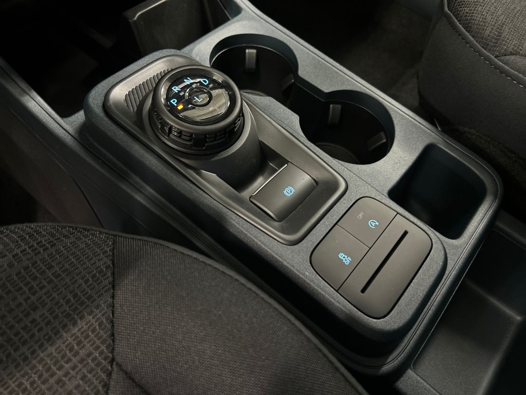 2025 Ford Maverick XL photo 20