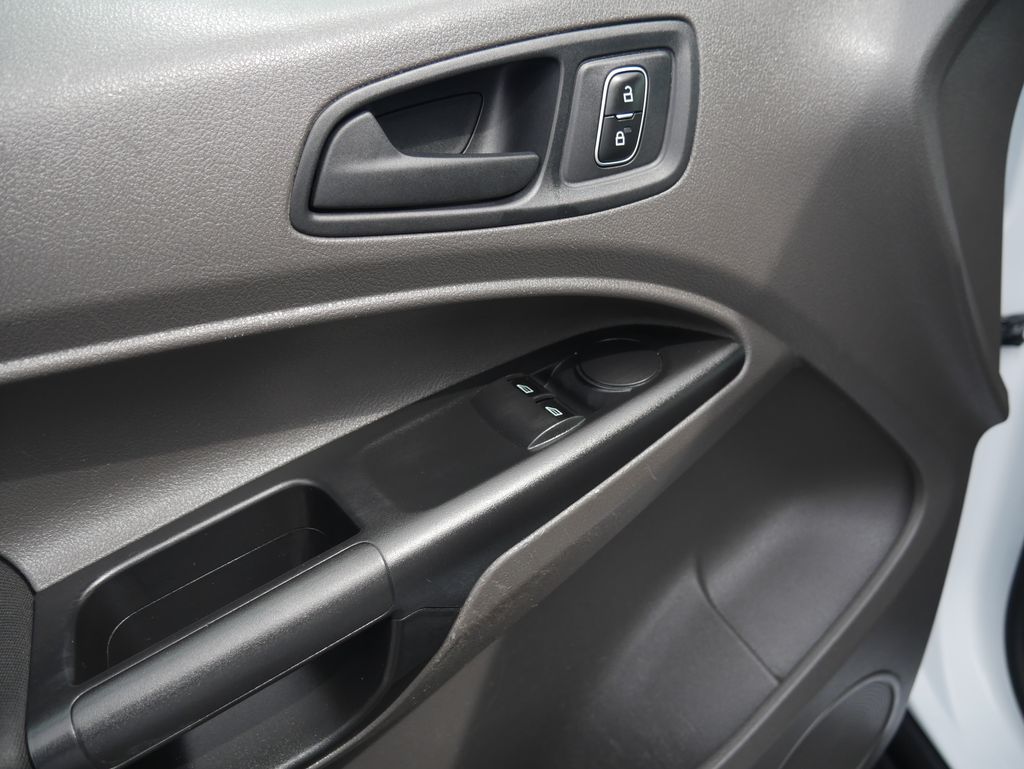 Thumbnail: 2019 Ford Transit Series - 16