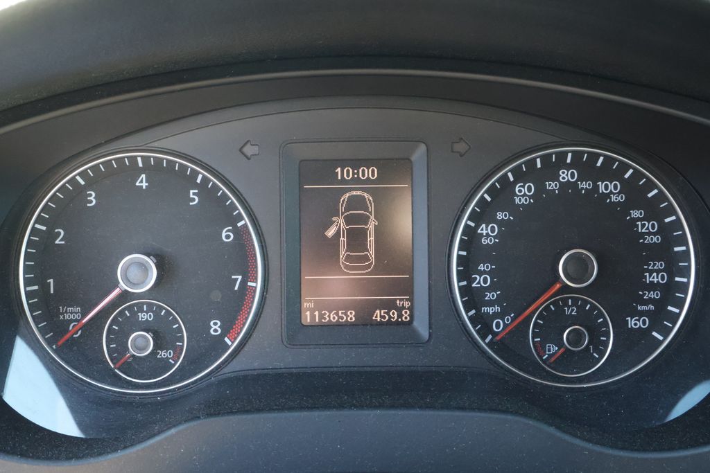 Thumbnail: 2013 Volkswagen Jetta - 15