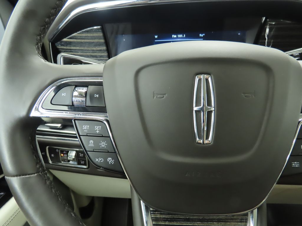 2024 Lincoln Navigator Black Label 11