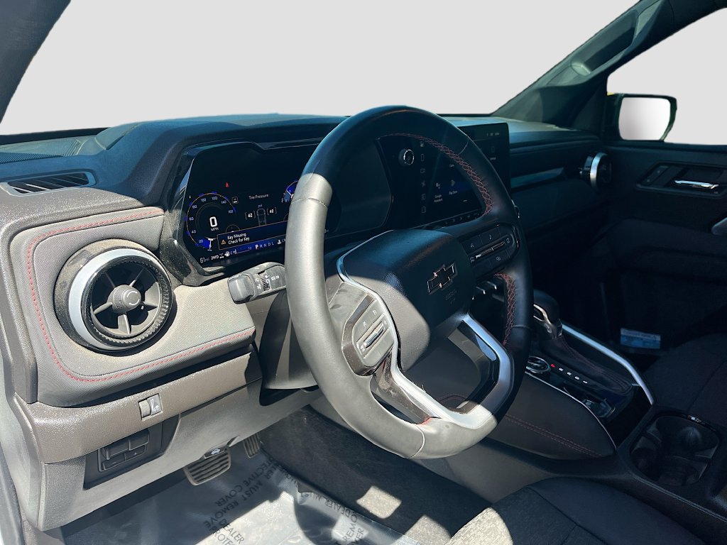 Used 2024 White Chevrolet Z71 image 9