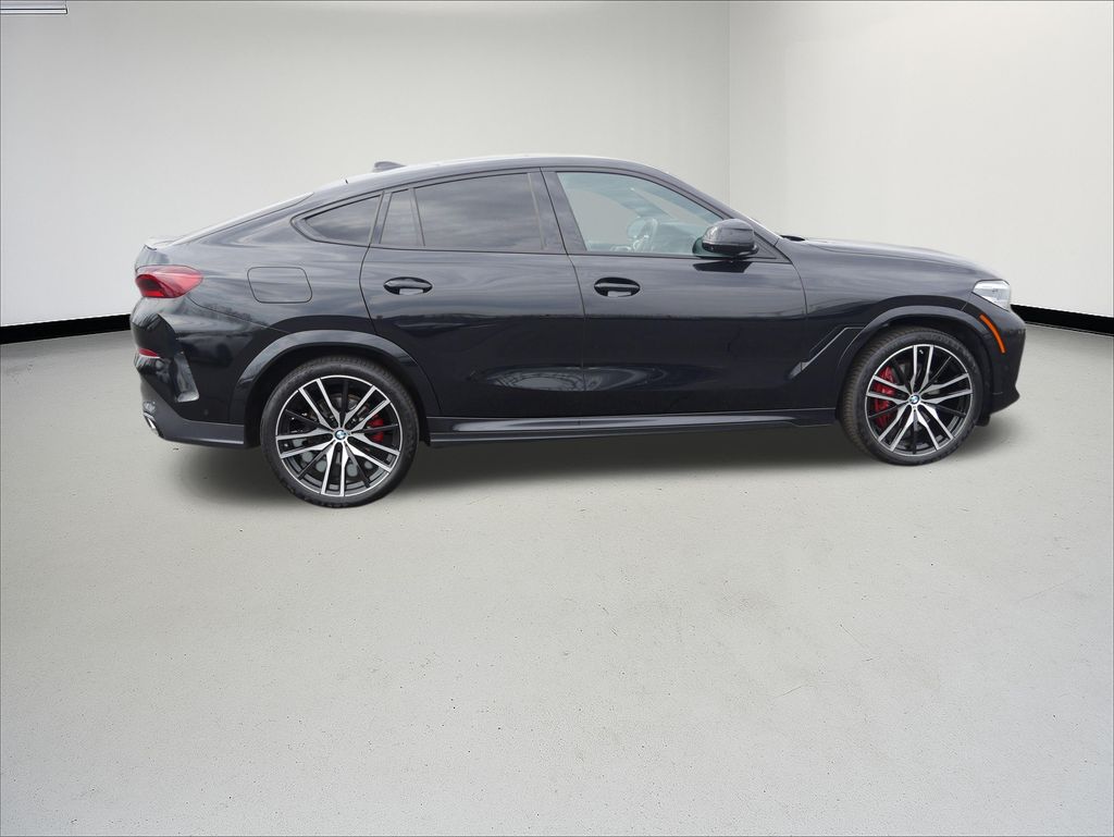 Thumbnail: 2023 BMW X6 - 6