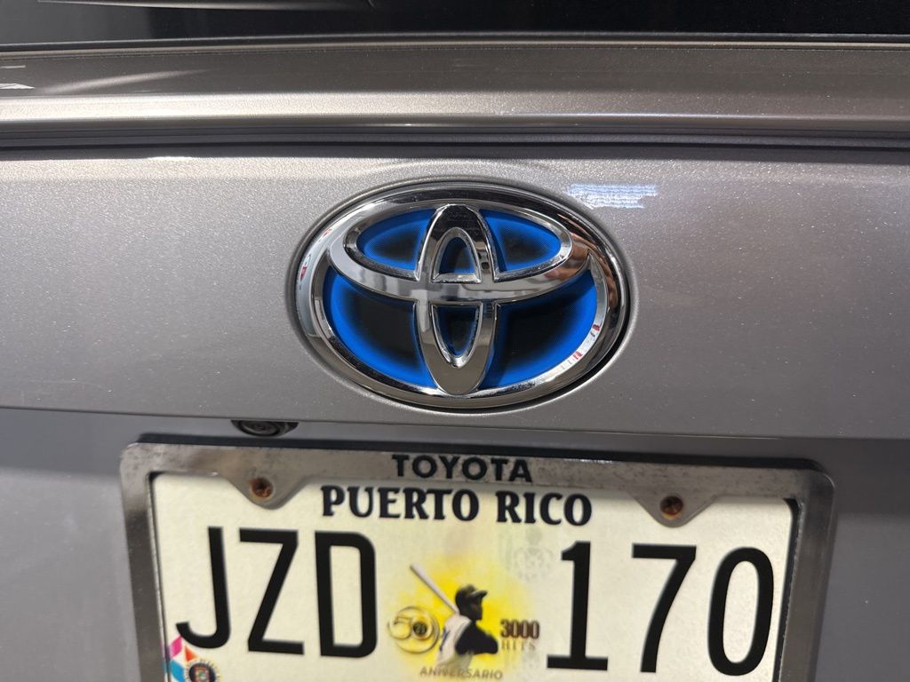 Thumbnail: 2023 Toyota RAV4 - 23