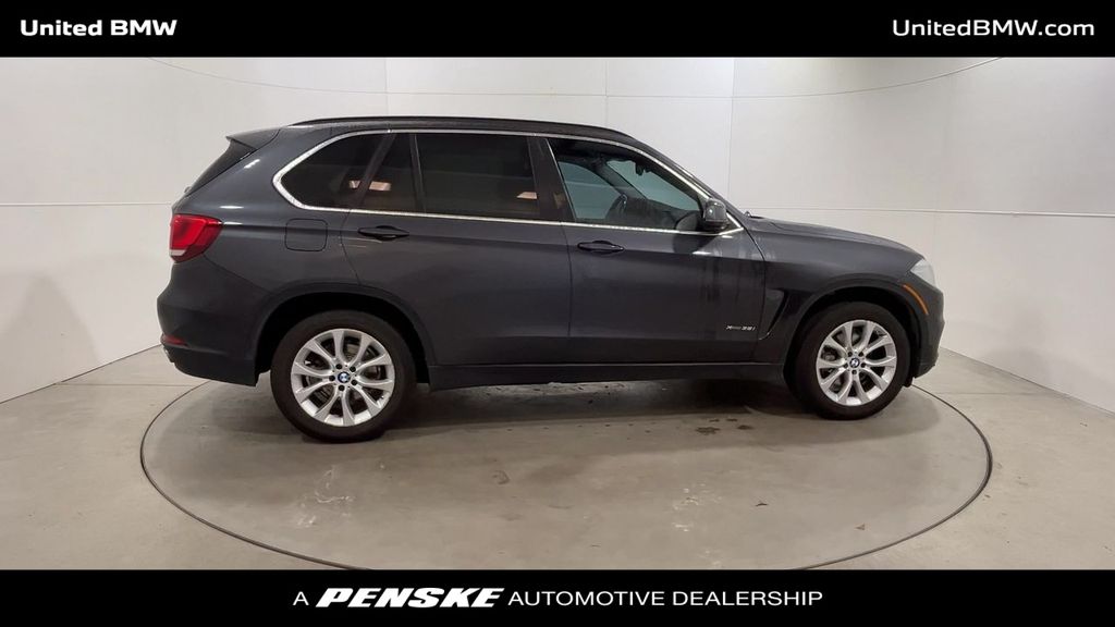 2016 BMW X5 xDrive35i 9