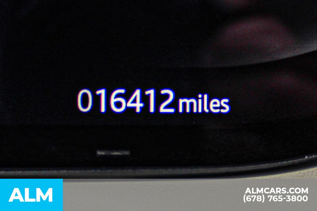 Used 2025 Gray Land Rover SE image 41