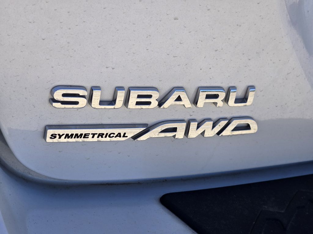 2024 Subaru Crosstrek Limited White at EAG Ford Navasota