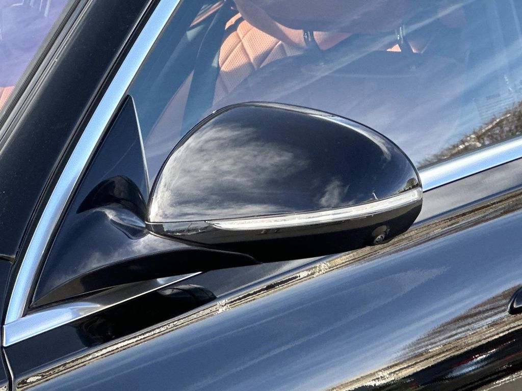 Thumbnail: 2022 Mercedes-Benz S-Class - 2