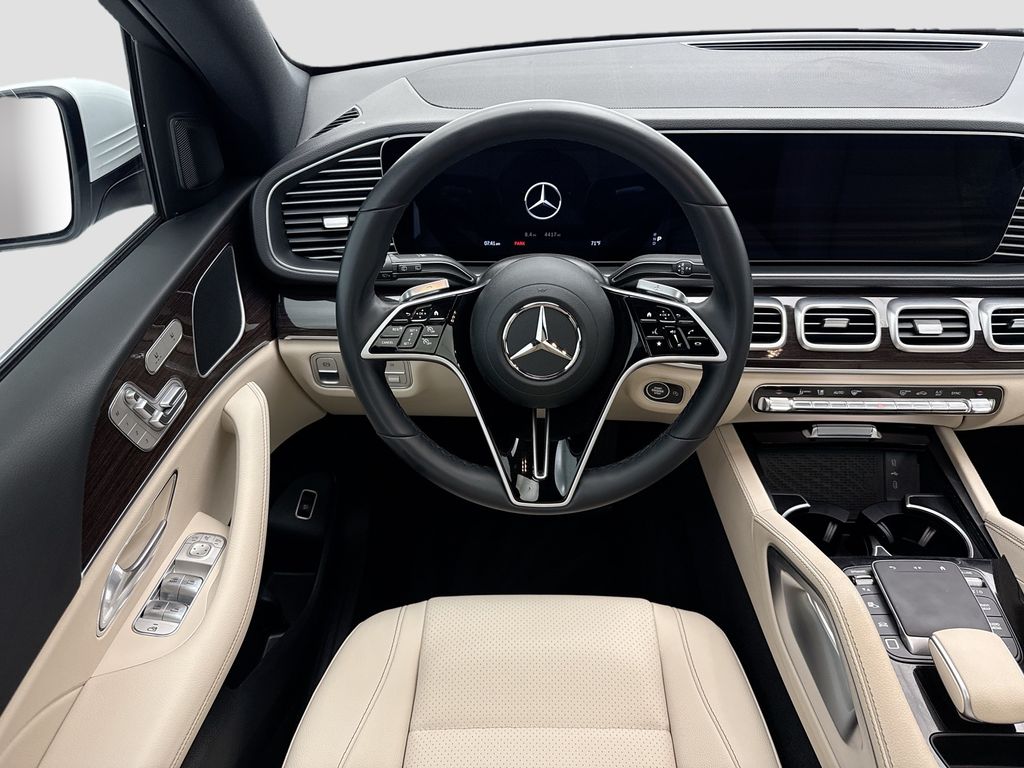 Thumbnail: 2025 Mercedes-Benz GLE - 10