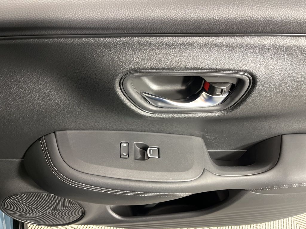 Thumbnail: 2023 Honda HR-V - 20