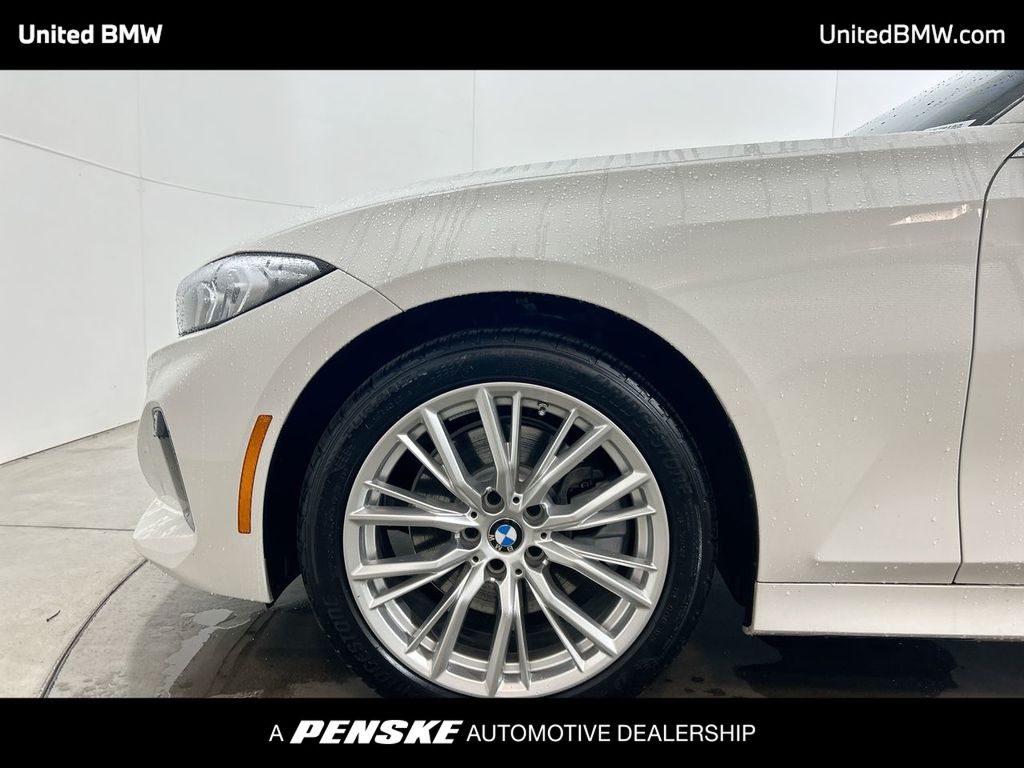 2024 BMW 3 Series 330i 10