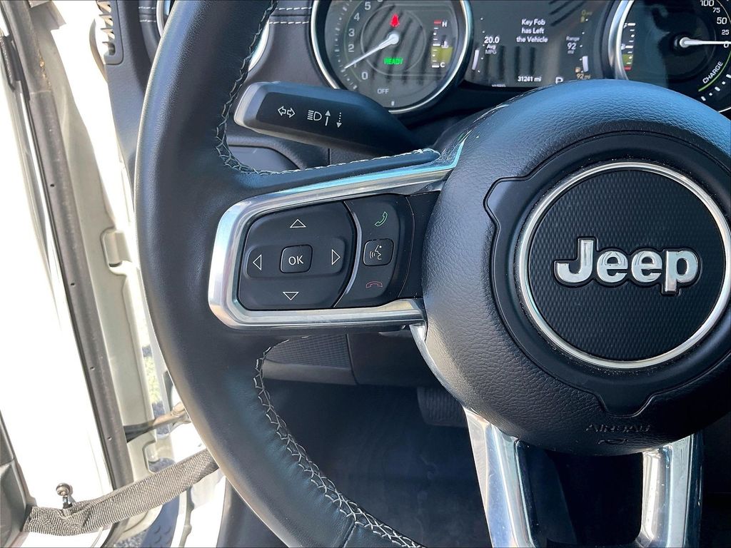 2023 Jeep Wrangler — photo 22