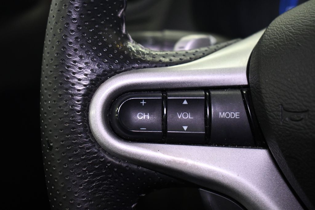 Thumbnail: 2012 Honda Insight - 23