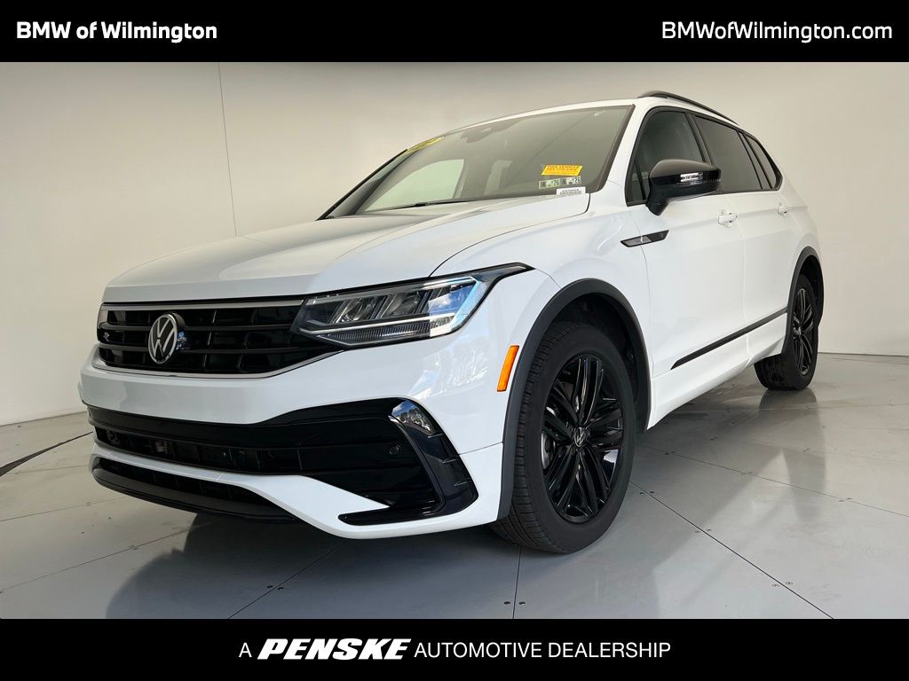 Thumbnail: 2022 Volkswagen Tiguan - 1